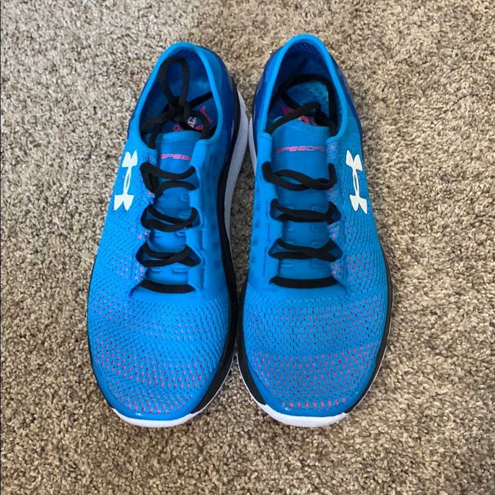 Under armor tennis shoes